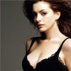 anne hathaway naked