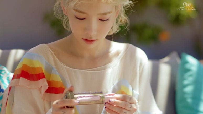 태연 Why 뮤비 해석 (데이터 주의) | 인스티즈