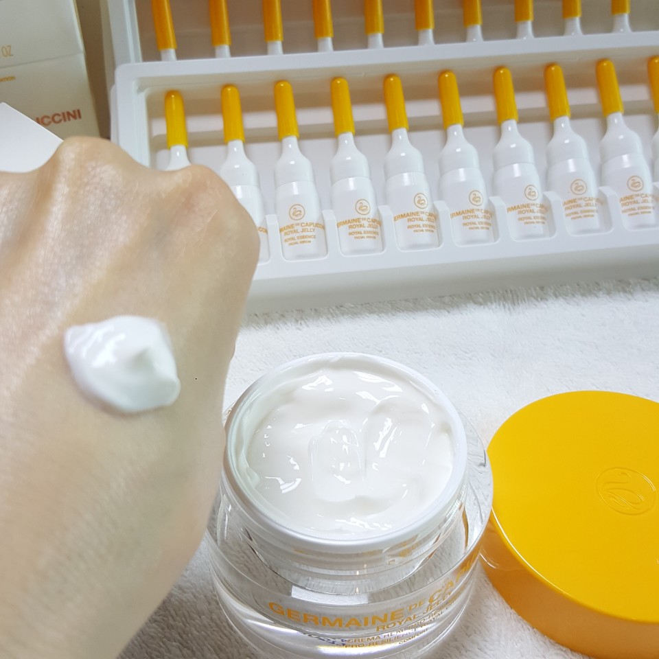 Jermaine de Carpaccini Royal Jelly Ampoule 2mlx24p