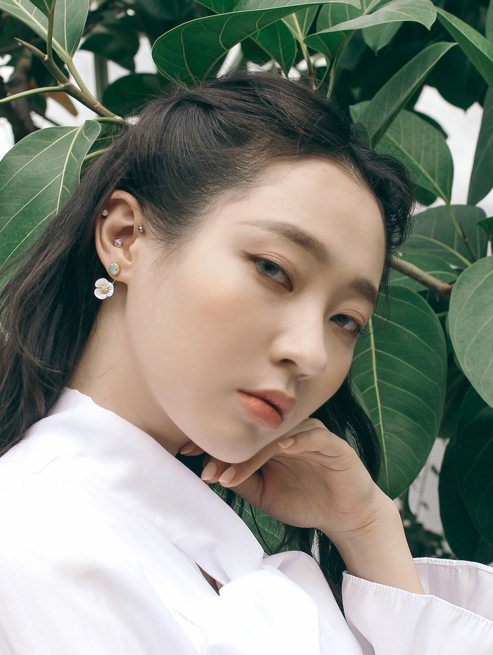 <b><p>Camellia earring A taste sniper Uque Good</p></b><b><p>椿 イヤリング お好み狙撃 ユニークな ポイントサイクル良い 20代の女性 ラブリーな</p></b><br /><br /><p align='center'>