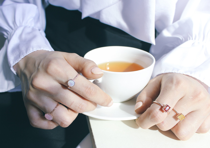 <b><p>Cherry ring A taste snip Uque Twenties wom</p></b><b><p>さくらんぼ リング お好み狙撃 ユニークな 20代の女性 結婚式 春 外出 女神</p></b><br /><br /><p align='center'>